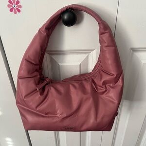 Caraa Bindle in mesa rose